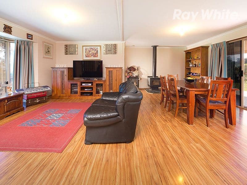 1 Albert Road, CHILTERN VIC 3683, Chiltern - Thumbnail 4