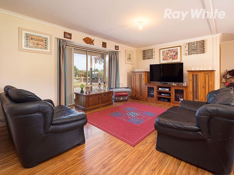 1 Albert Road, CHILTERN VIC 3683, Chiltern - Thumbnail 5