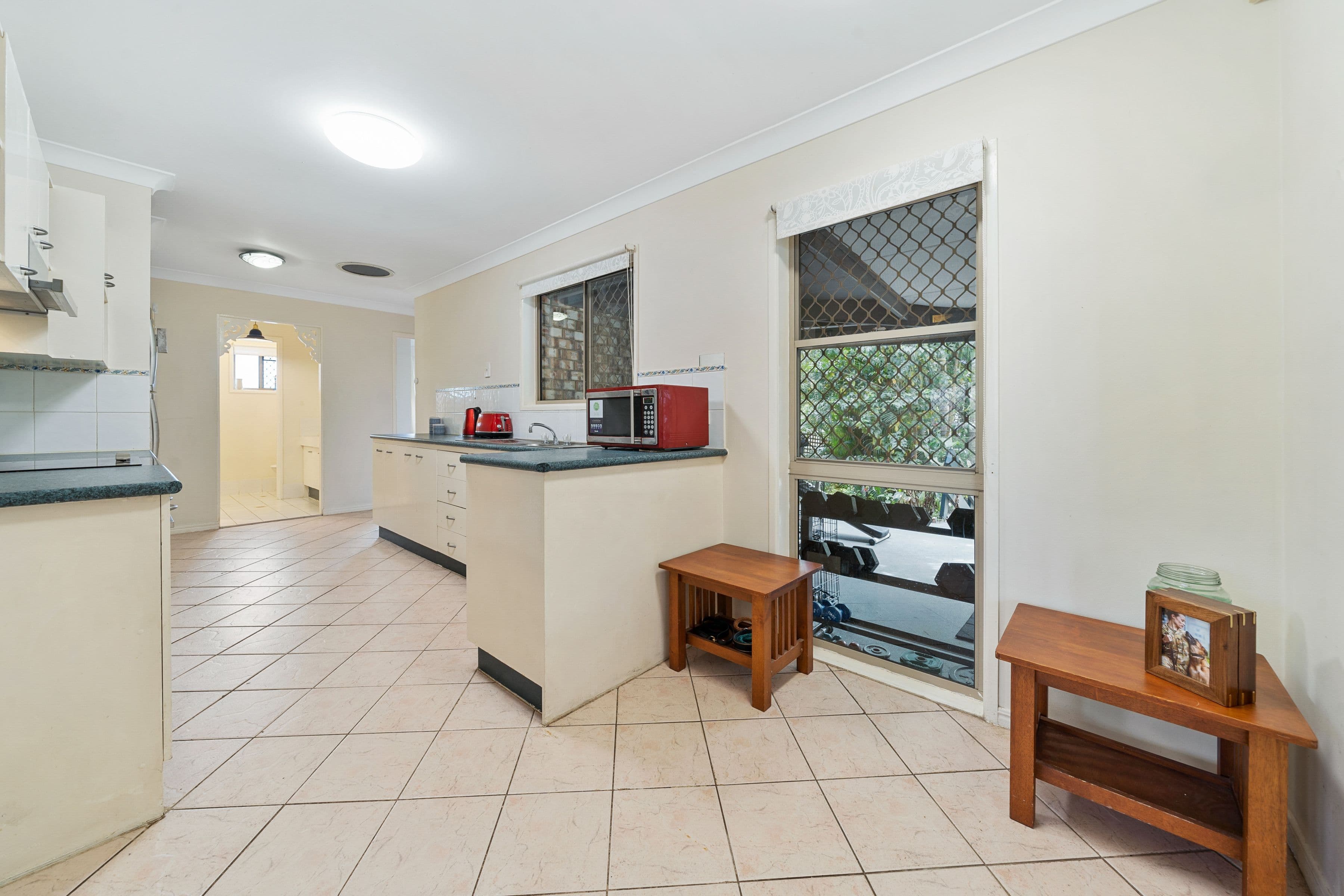 6 Warren Court, Loganlea QLD 4131, Loganlea - Thumbnail 7
