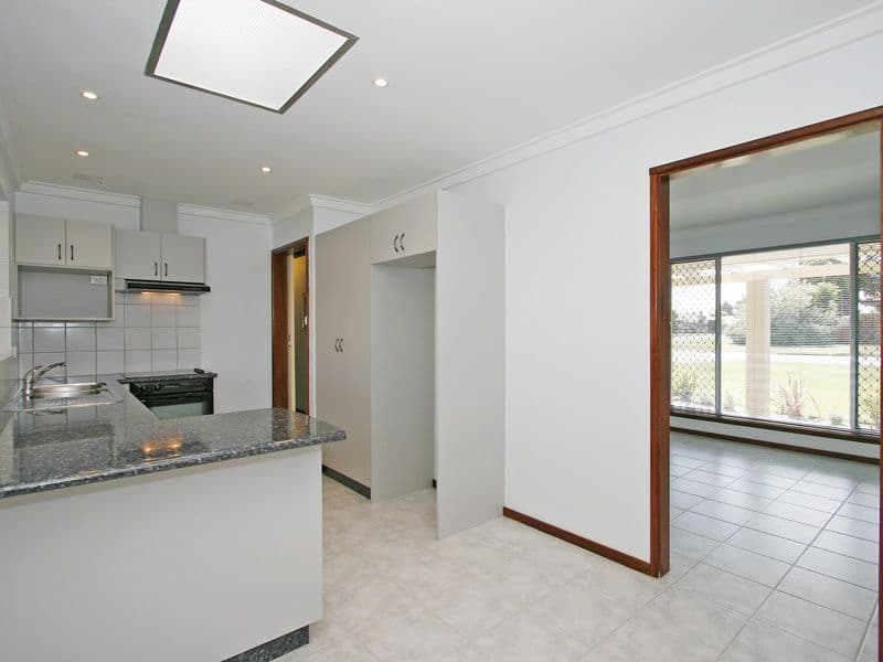 7 Barnes Way, MORLEY WA 6062, Morley - Thumbnail 2