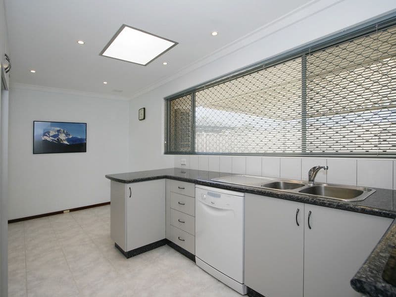 7 Barnes Way, MORLEY WA 6062, Morley - Thumbnail 4