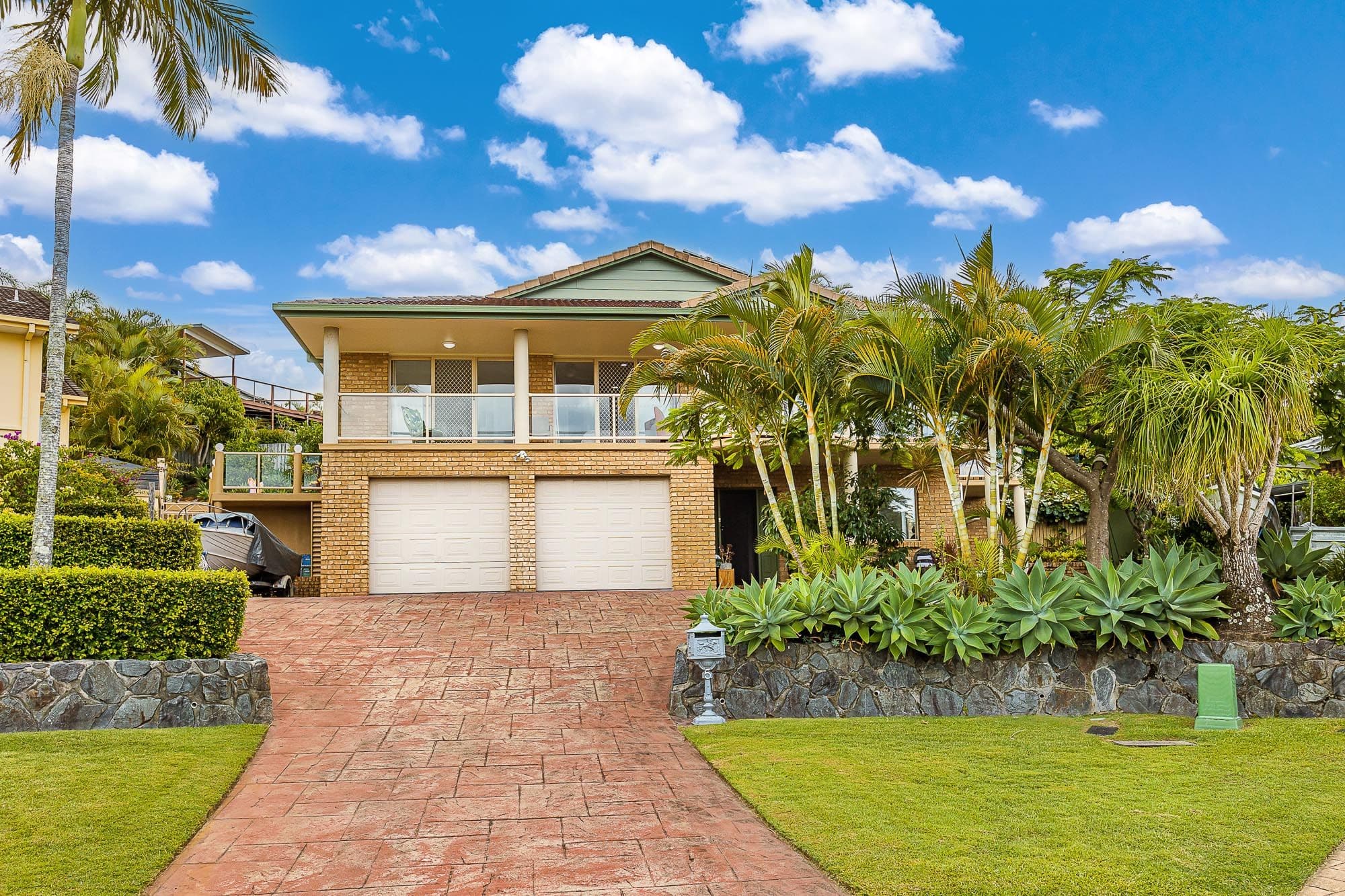 5 Beaufort Court, Highland Park QLD 4211, Highland Park - Image 1