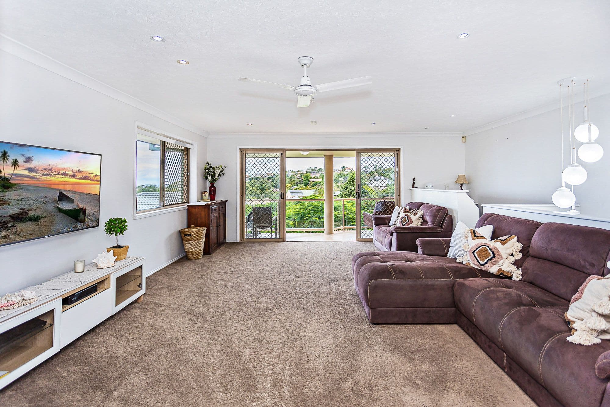 5 Beaufort Court, Highland Park QLD 4211, Highland Park - Thumbnail 4