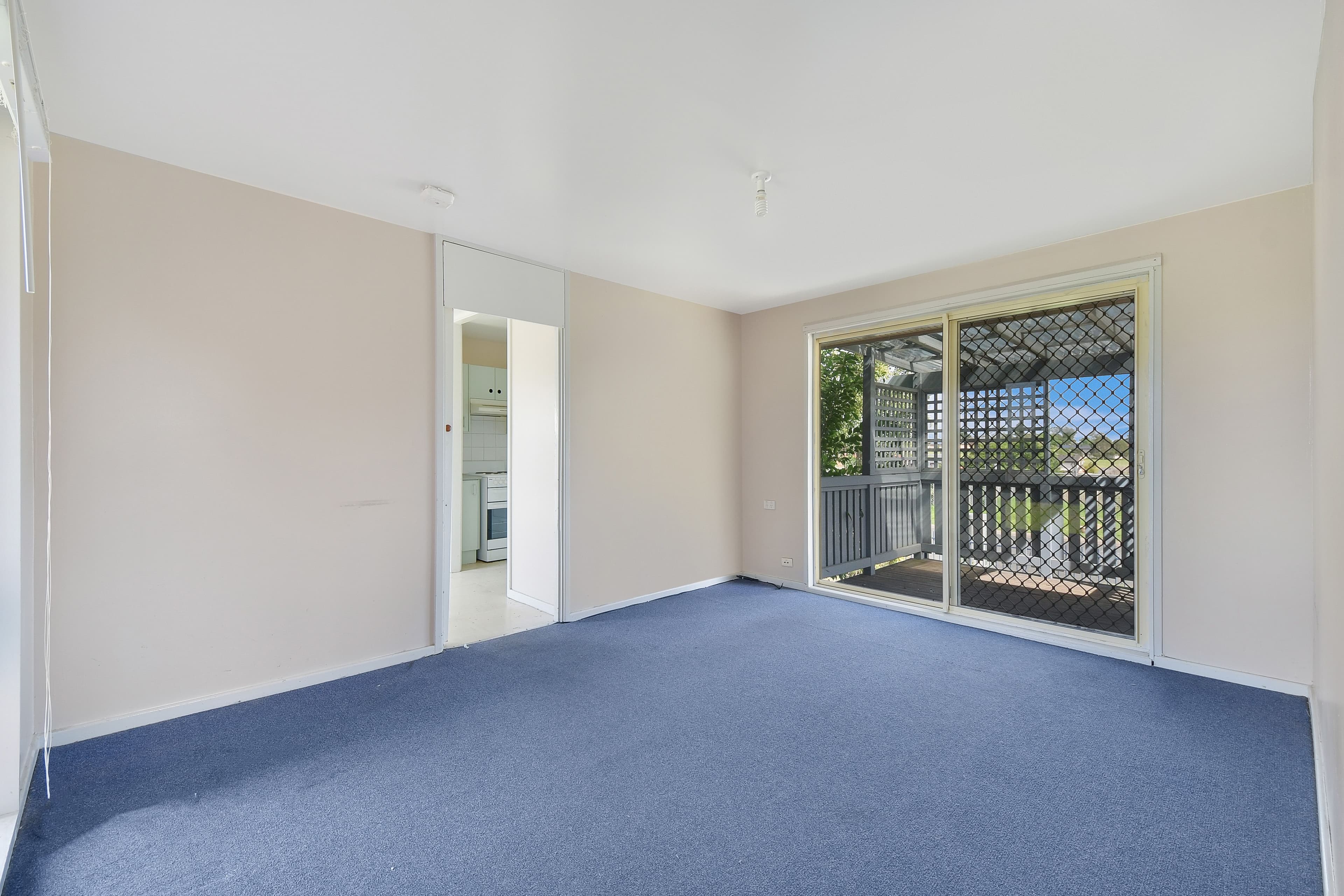 4 Waterhouse Place, Airds NSW 2560, Airds - Thumbnail 2