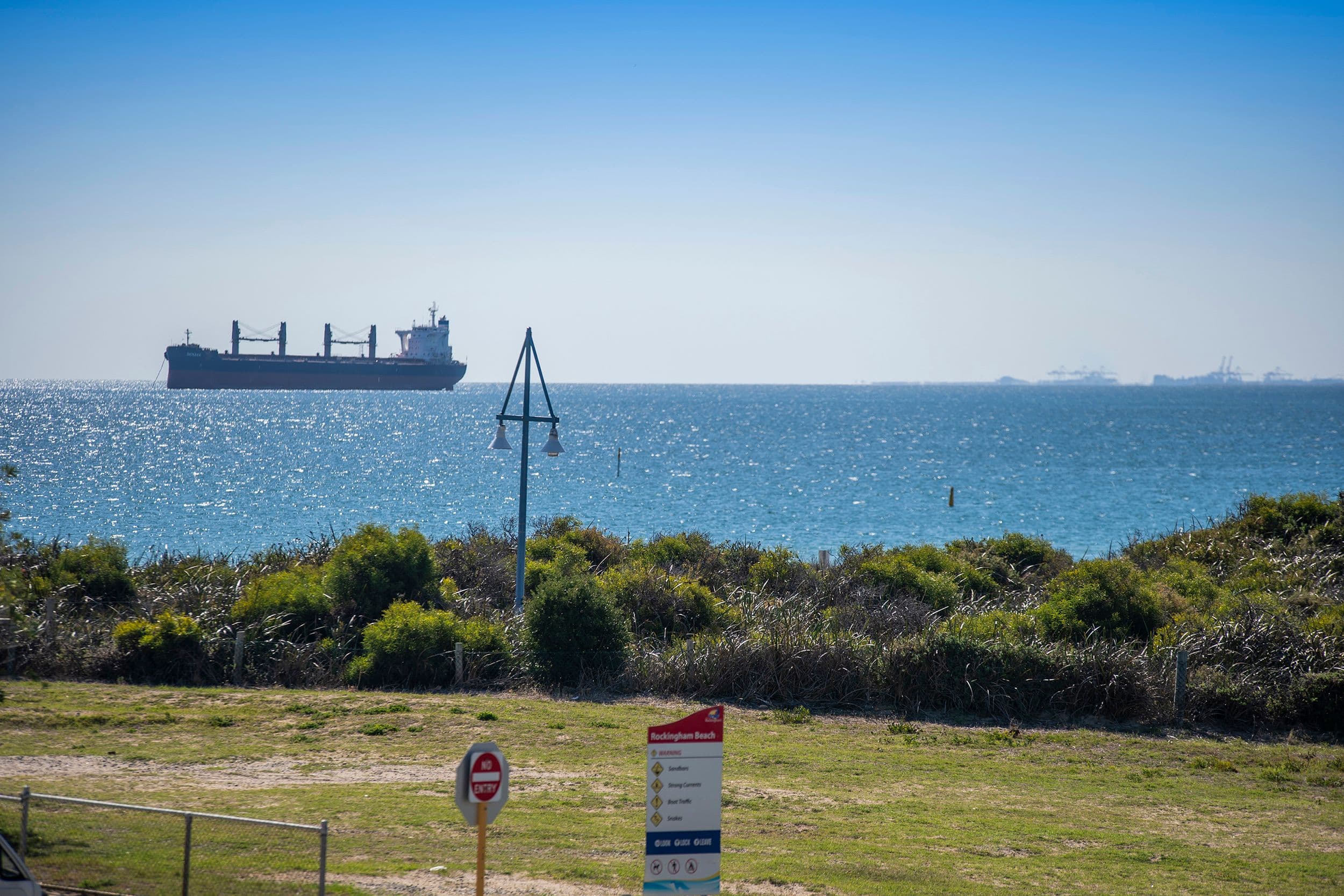 61 Rockingham Beach Road, Rockingham WA 6168, Rockingham - Thumbnail 2