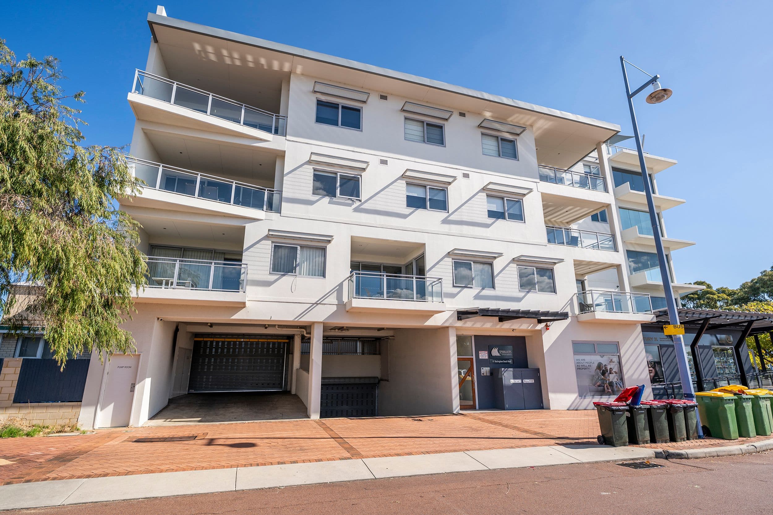 61 Rockingham Beach Road, Rockingham WA 6168, Rockingham - Thumbnail 4
