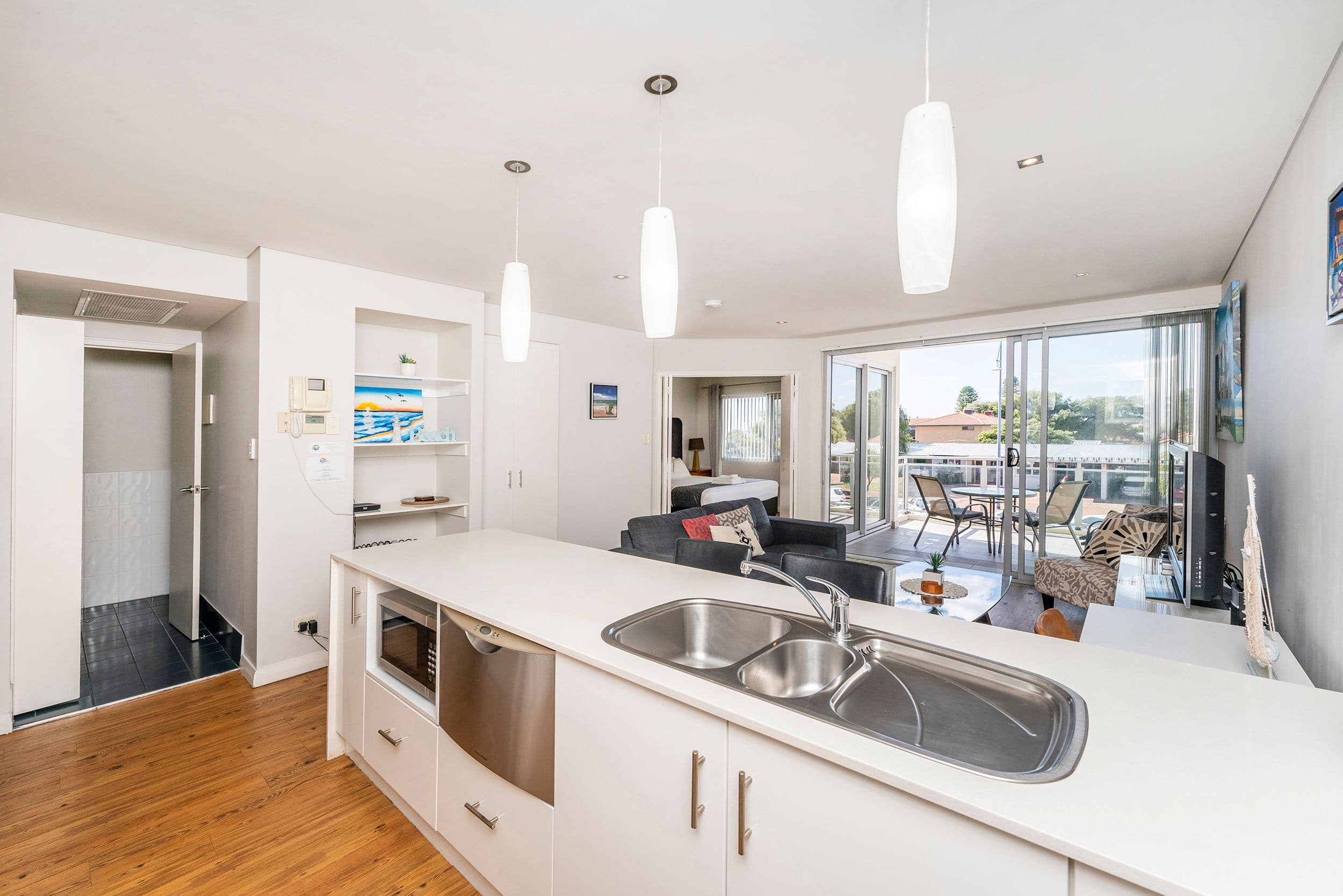 61 Rockingham Beach Road, Rockingham WA 6168, Rockingham - Thumbnail 8