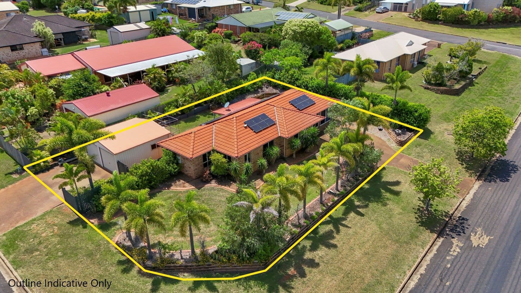 1 Monique Avenue, Avoca QLD 4670, Avoca - Thumbnail 2