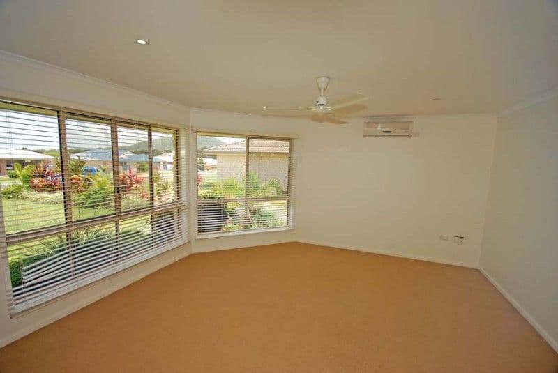 4 Divine Street, YEPPOON QLD 4703, Yeppoon - Thumbnail 2