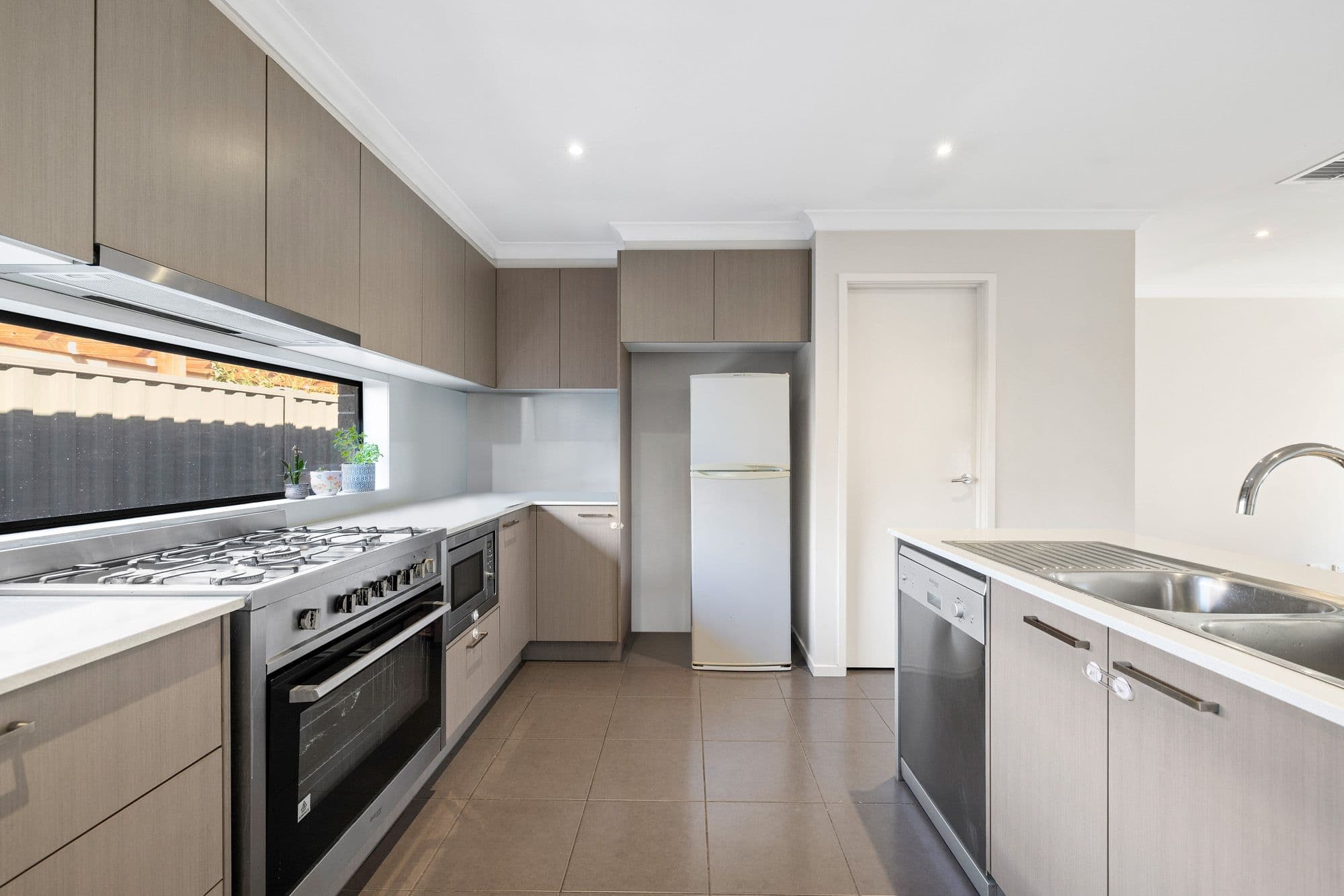 3 Bindarri Road, MANOR LAKES VIC 3024, Manor Lakes - Thumbnail 4