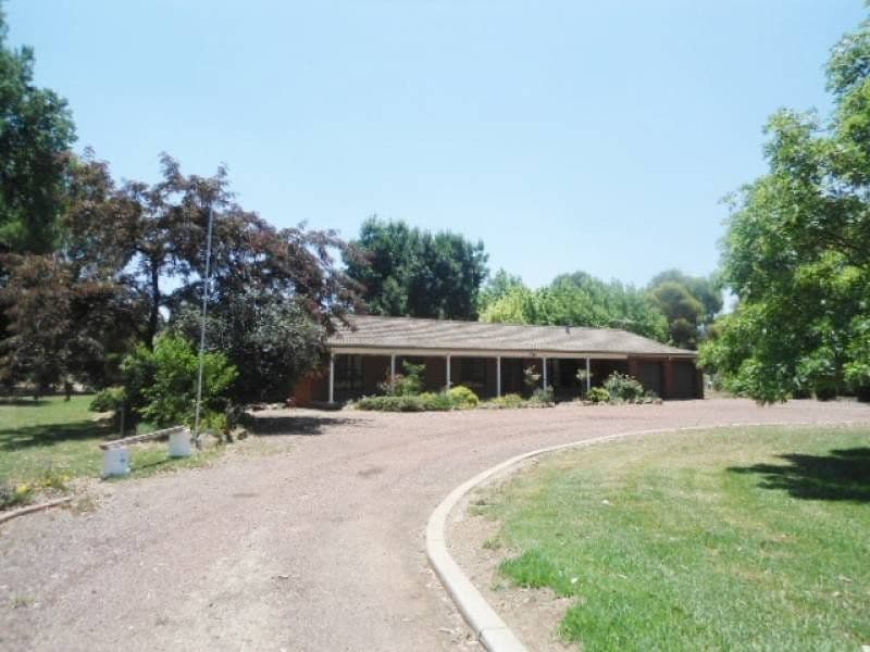 67 Rodeo Drive, COOTAMUNDRA NSW 2590, Cootamundra - Image 1