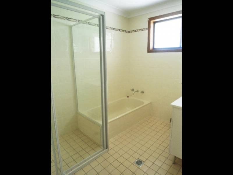 67 Rodeo Drive, COOTAMUNDRA NSW 2590, Cootamundra - Thumbnail 8