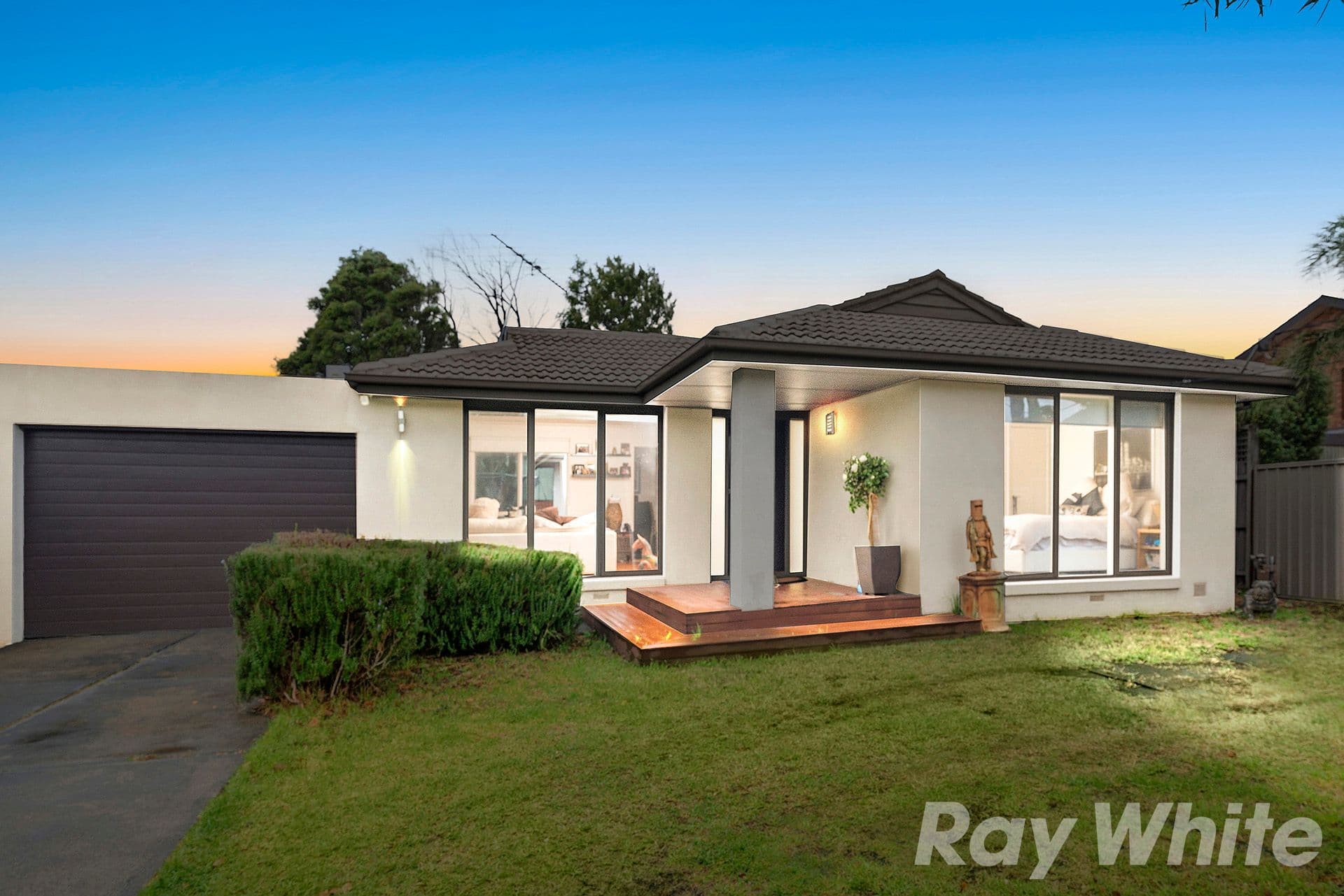 28 Hibiscus Avenue, Cheltenham VIC 3192, Cheltenham - Image 1