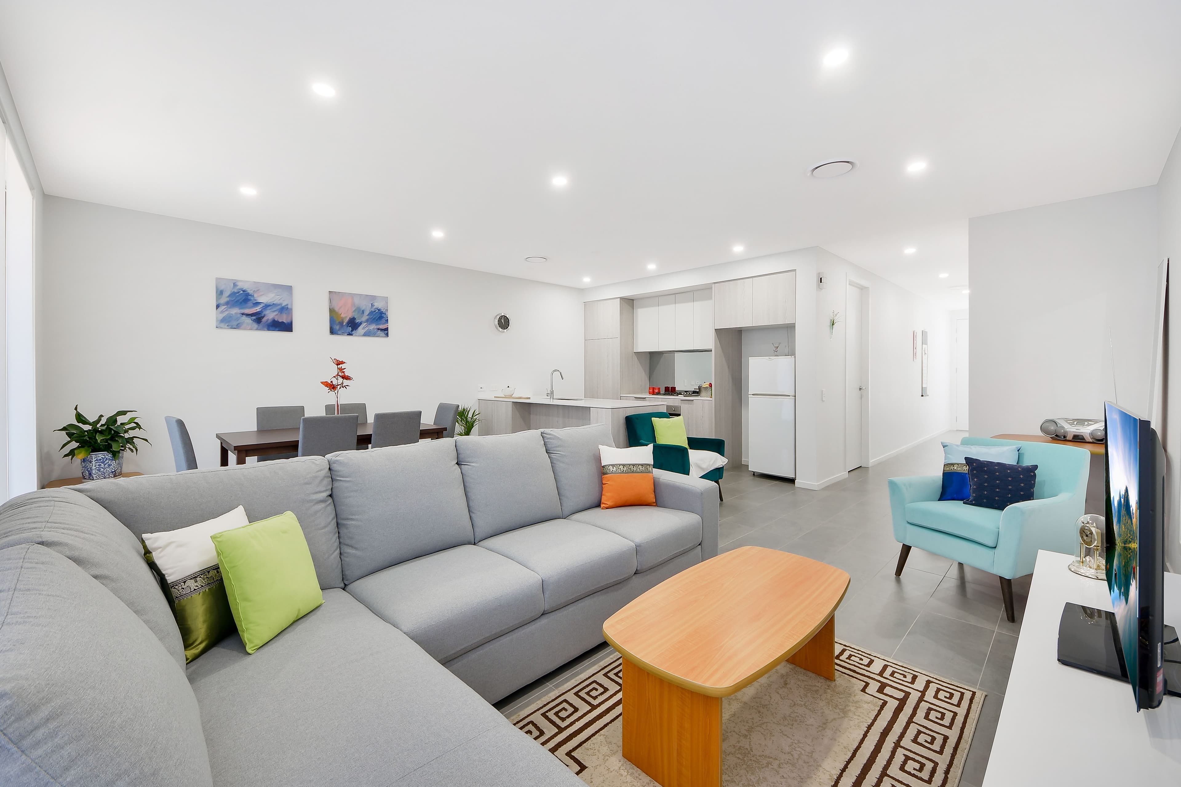 21 Indigo Crescent, Denham Court - Thumbnail 2