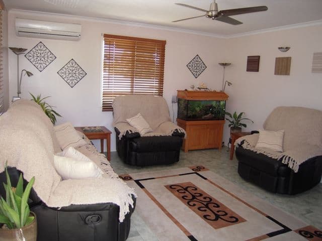 2 Jarrah Street, BEACONSFIELD QLD 4740, Beaconsfield - Thumbnail 3