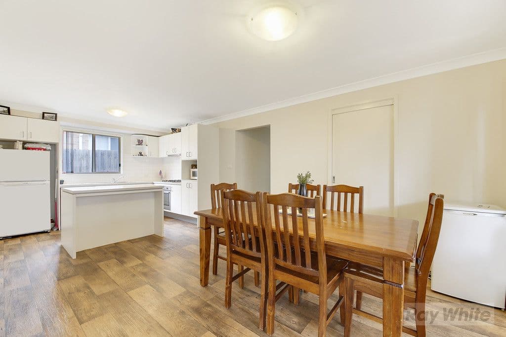 11 Stombuco Place, Goulburn - Thumbnail 2