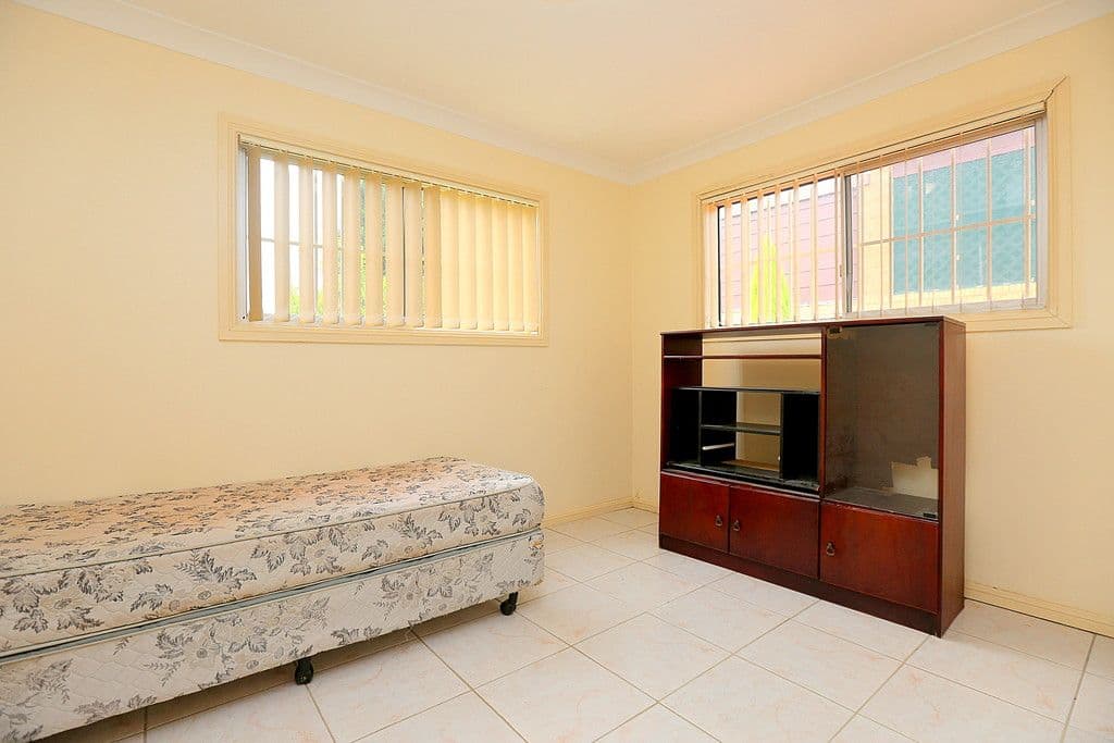 24 Farrell Road, Bass Hill - Thumbnail 7
