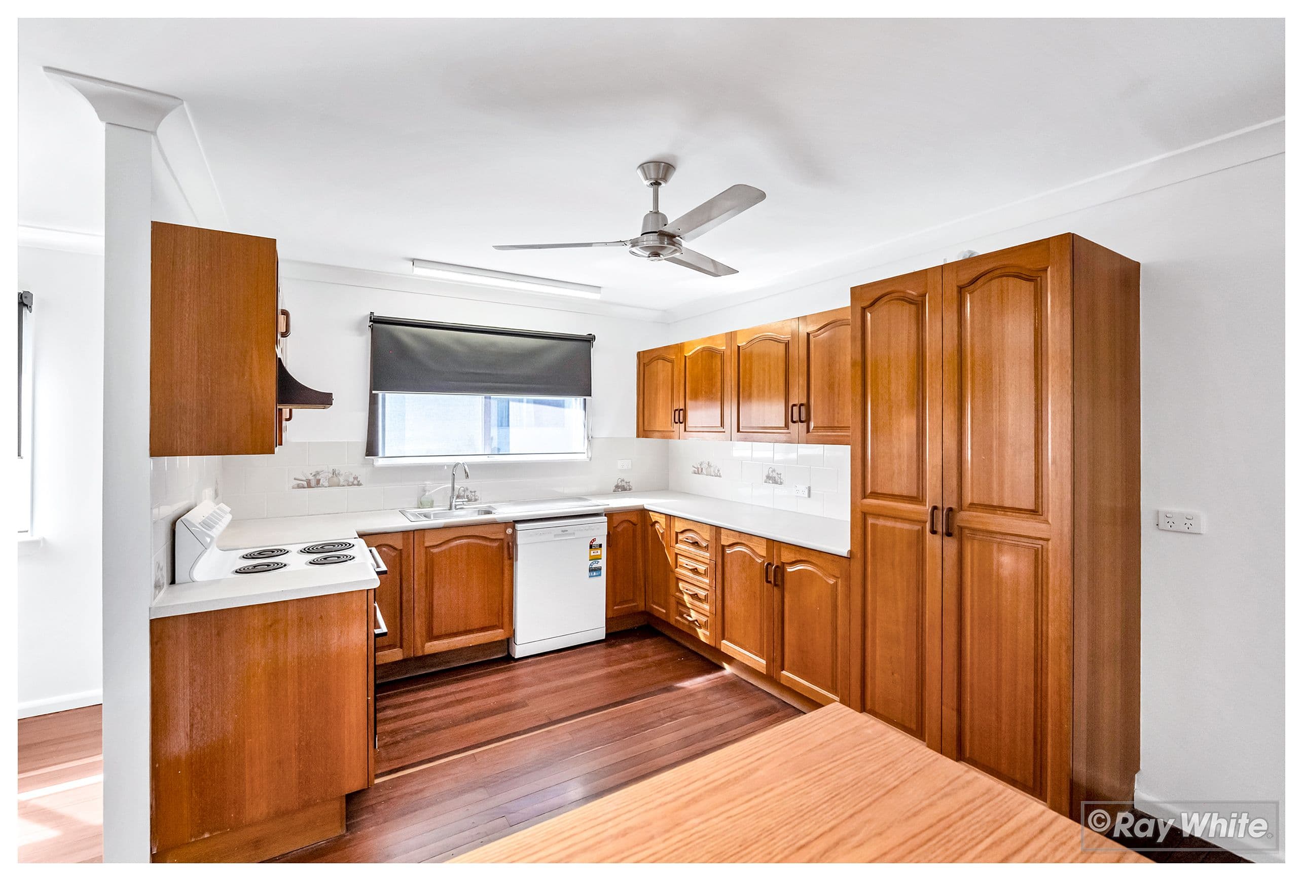 320 Duthie Avenue, Frenchville QLD 4701, Frenchville - Thumbnail 2