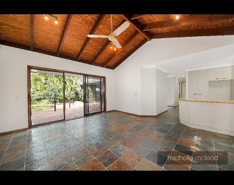35 Farnworth Street, Chapel Hill QLD 4069, Chapel Hill - Thumbnail 3