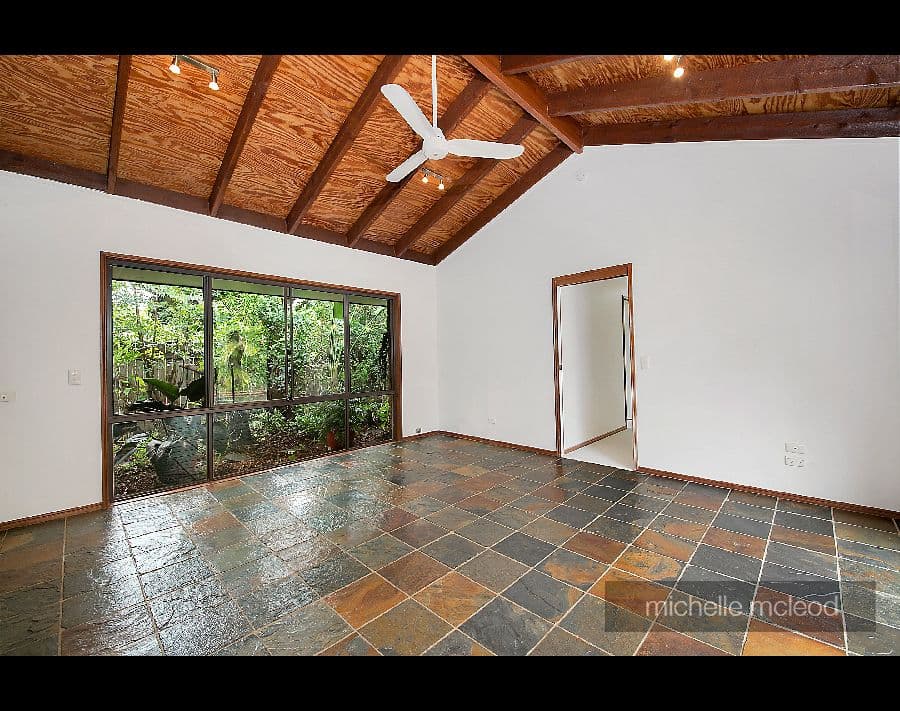 35 Farnworth Street, Chapel Hill QLD 4069, Chapel Hill - Thumbnail 4