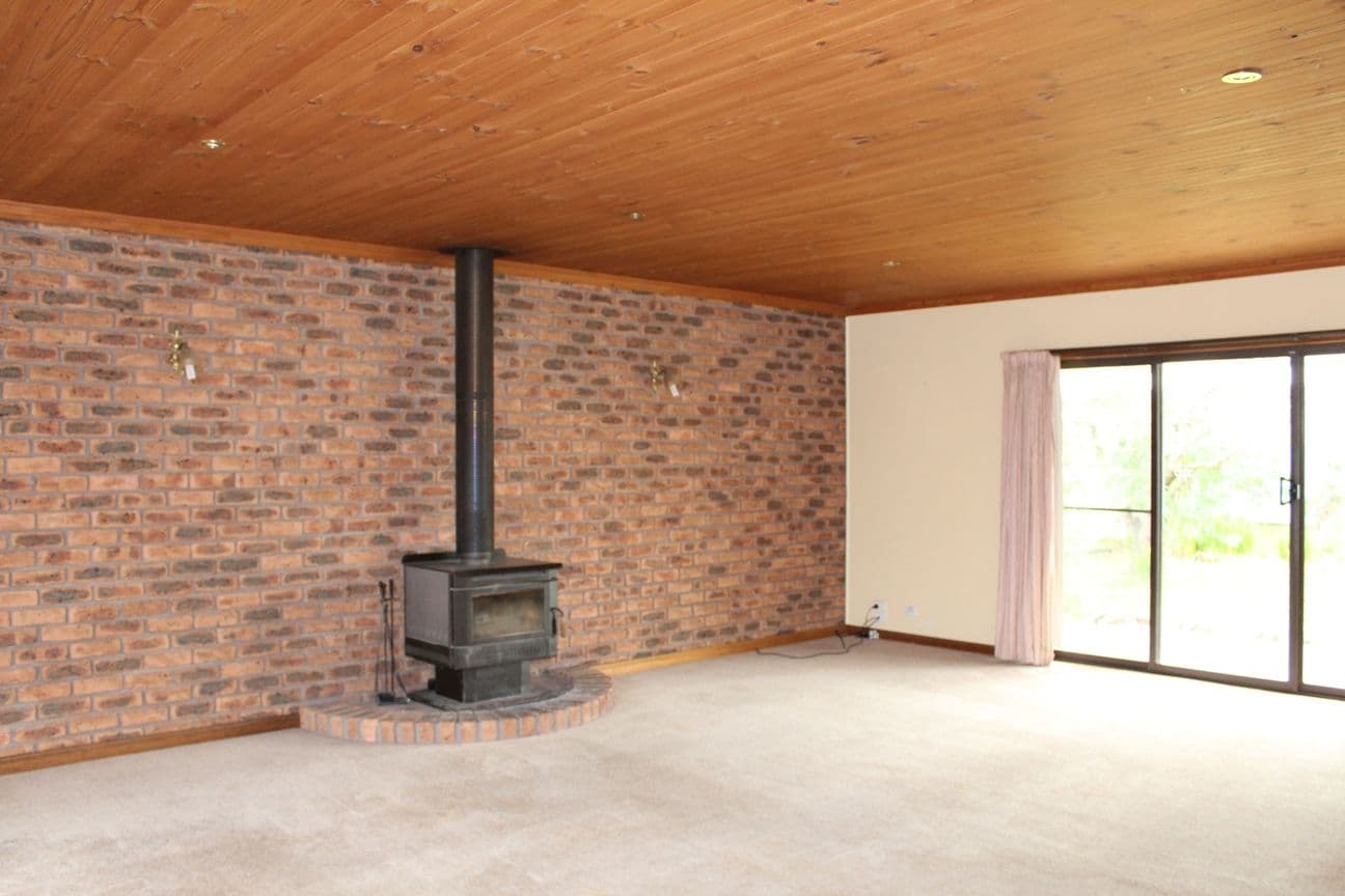 15 Hewett Court, Hamilton VIC 3300, Hamilton - Thumbnail 4