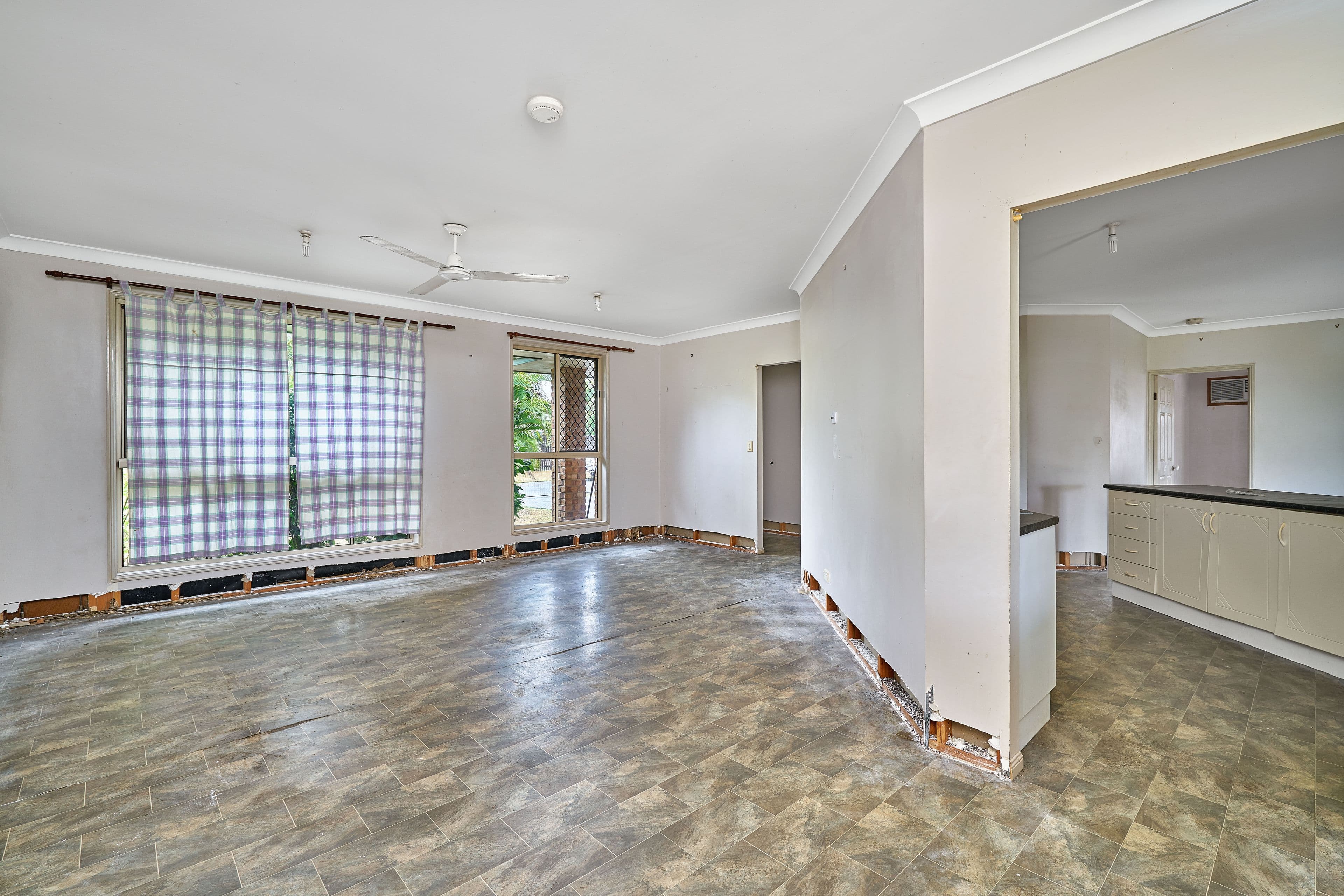 4 Scout Court, Mount Sheridan QLD 4868, Mount Sheridan - Thumbnail 2
