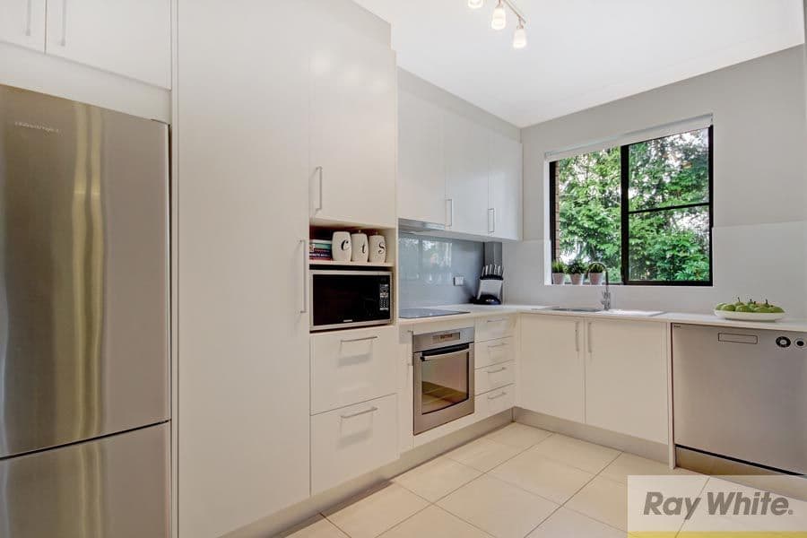 60 Hampton Court Road, Carlton NSW 2218, Carlton - Thumbnail 5