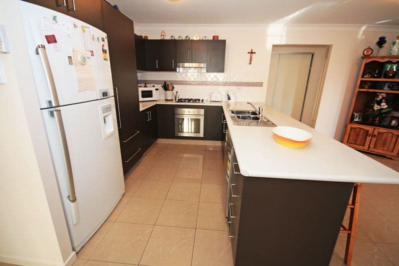 27 Nabeel Place, CALAMVALE QLD 4116, Calamvale - Thumbnail 6