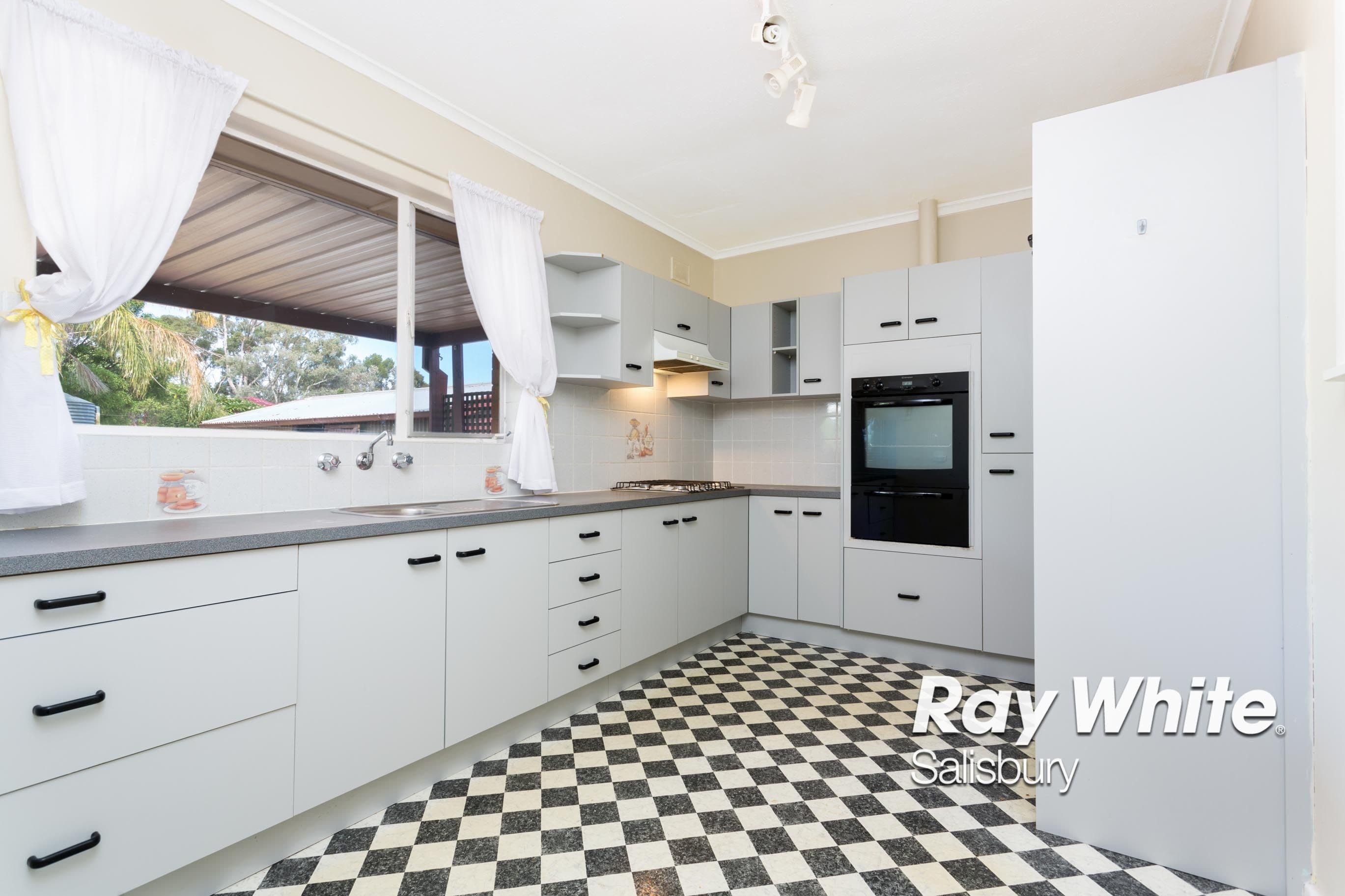 9 St Clair Avenue, Para Hills SA 5096, Para Hills - Thumbnail 5
