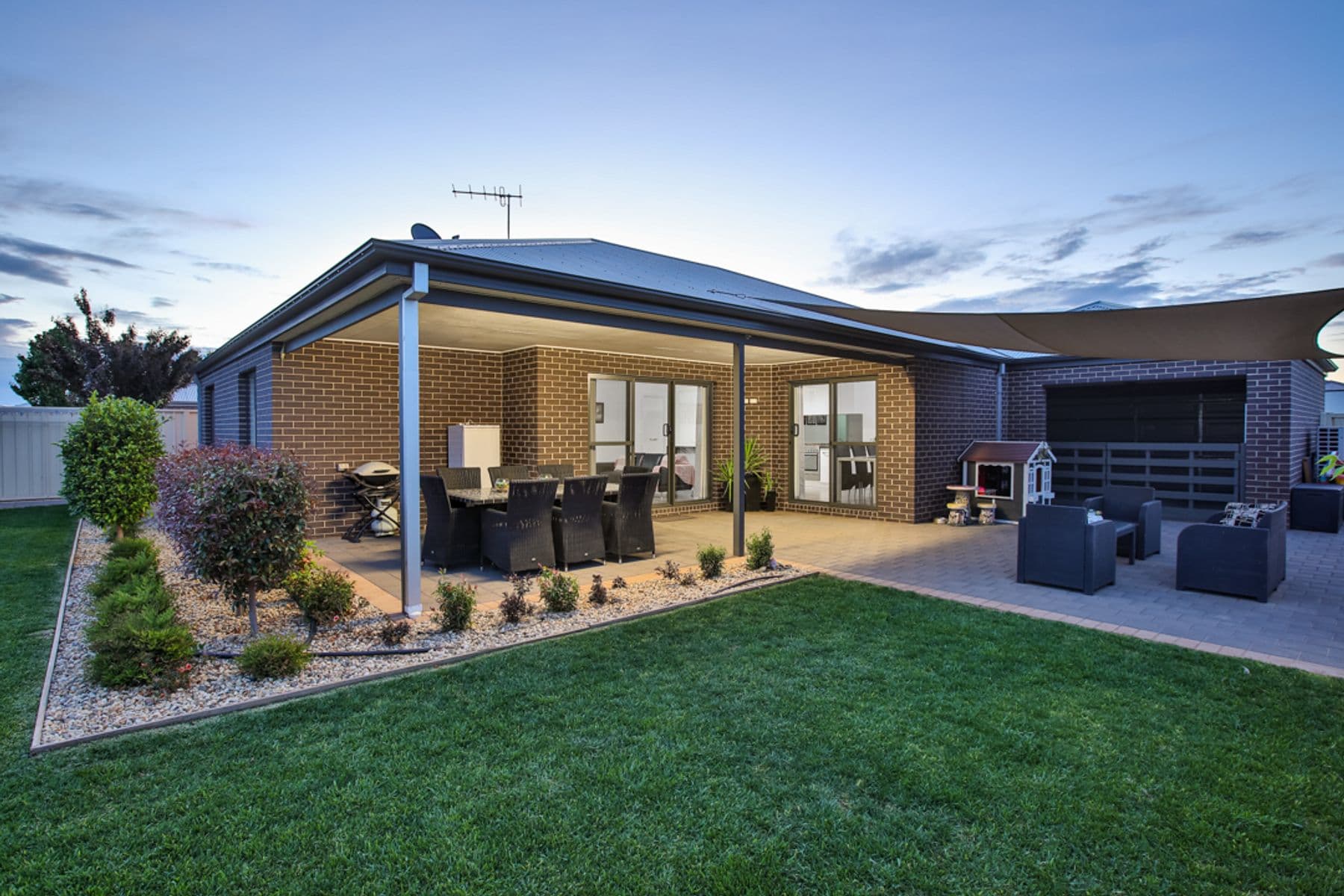17 Ontario Park Drive, Mildura - Image 1