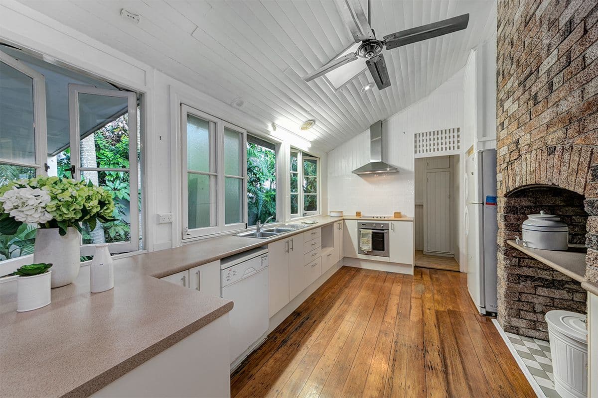 21 Bonney Avenue, Clayfield QLD 4011, Clayfield - Thumbnail 7
