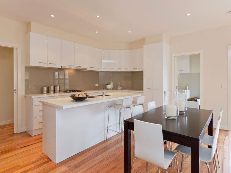 42  Kirkwood Avenue, SEAFORD VIC 3198, Seaford - Thumbnail 3