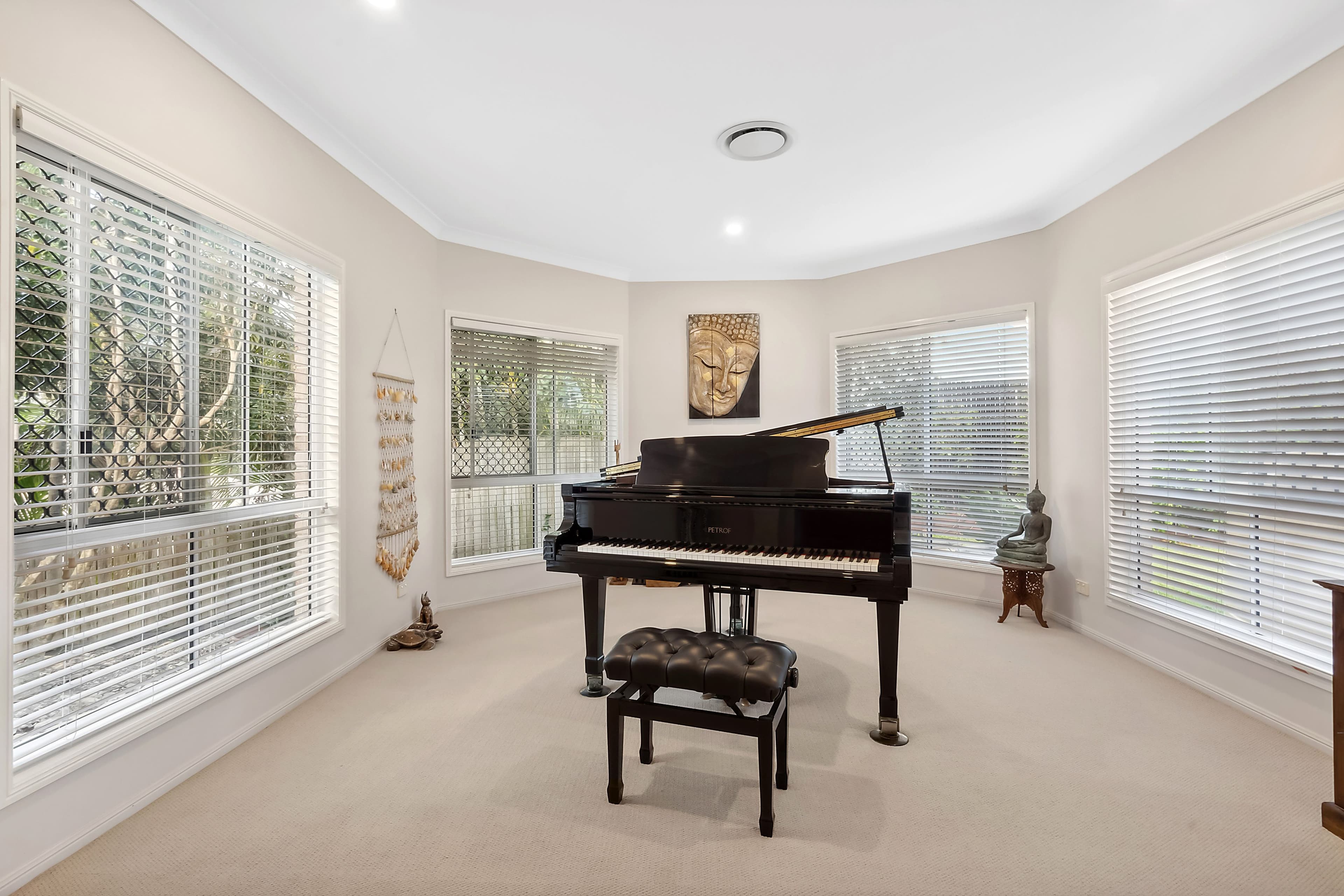 8 Hall Court, Upper Kedron QLD 4055, Upper Kedron - Thumbnail 6