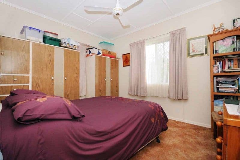 19 Merritt Street, HARRISTOWN QLD 4350, Harristown - Thumbnail 6