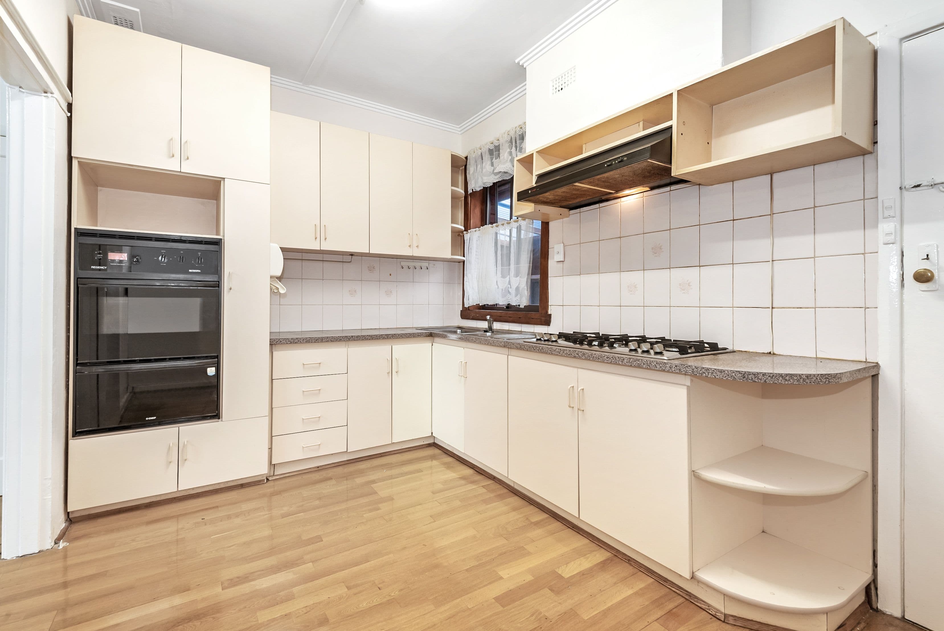 17 Banool Street, Preston VIC 3072, Preston - Thumbnail 2