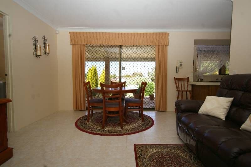 18 Sewell Court, NORANDA WA 6062, Noranda - Thumbnail 3