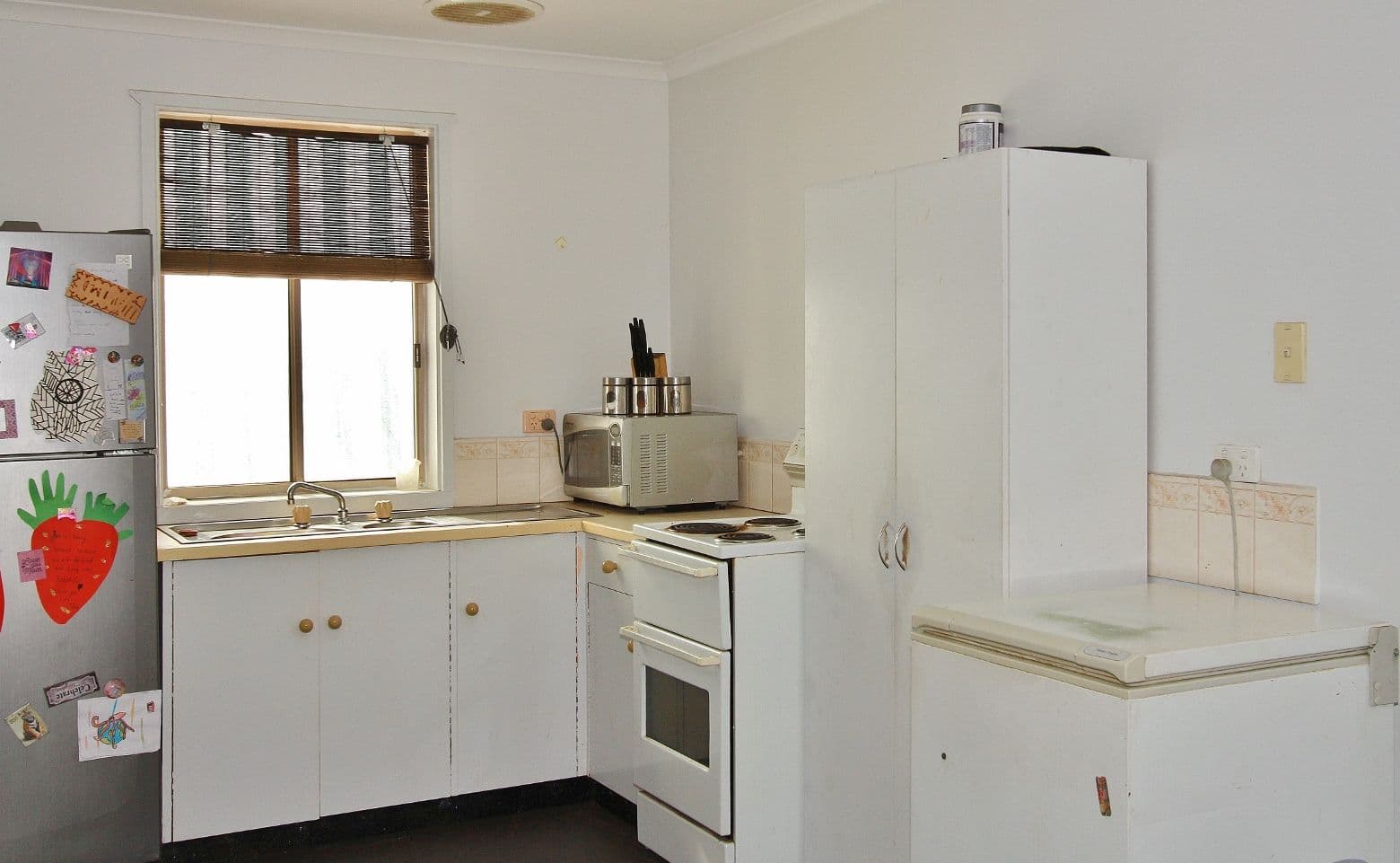 40 Shakespere Street, Heathcote VIC 3523, Heathcote - Thumbnail 2