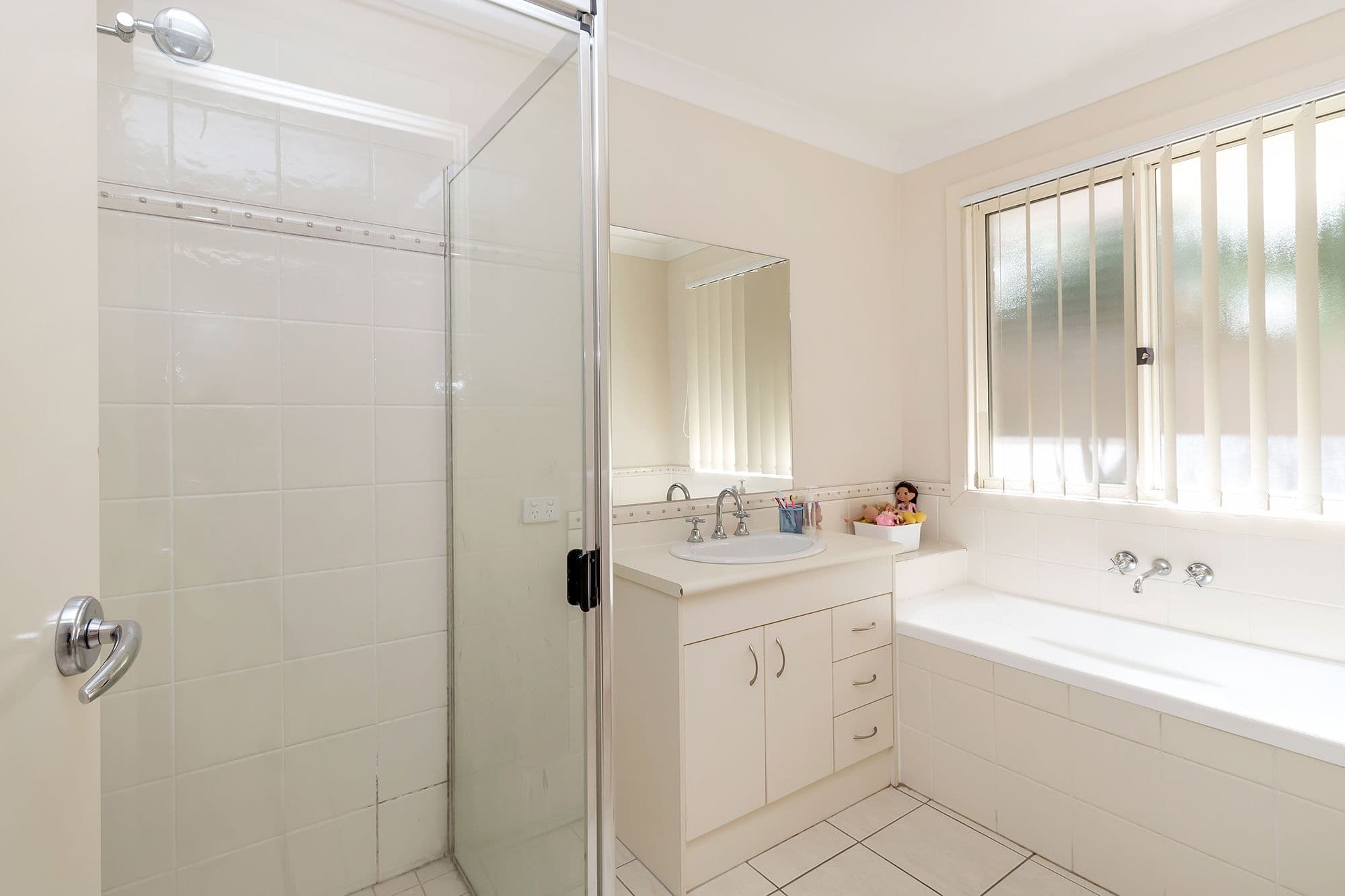 15 Trillers Avenue, Coomera QLD 4209, Coomera - Thumbnail 7