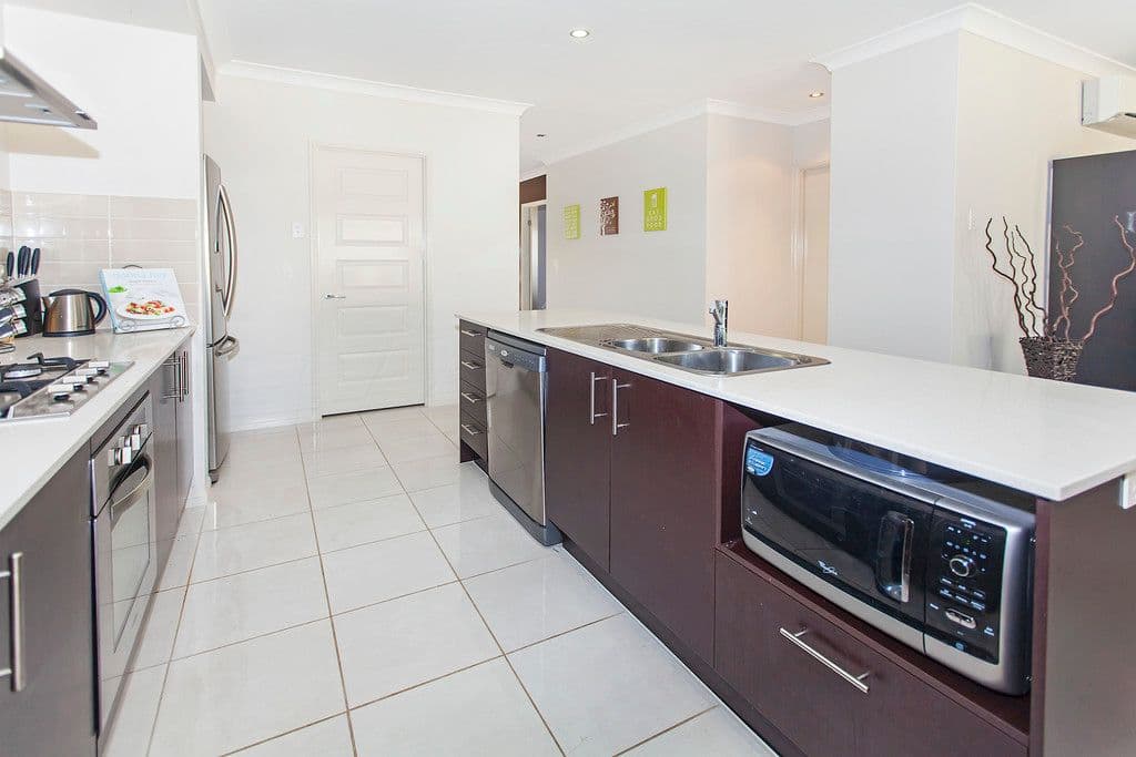 52 Ambrose Drive, Augustine Heights QLD 4300, Augustine Heights - Thumbnail 3