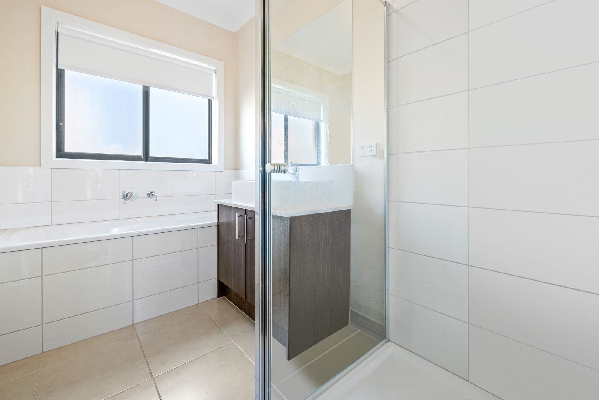17 Chancellor Avenue, Werribee VIC 3030, Werribee - Thumbnail 8