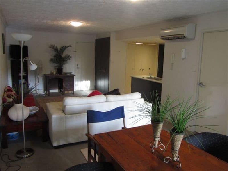 3-5 Short Street, CABOOLTURE QLD 4510, Caboolture - Thumbnail 2
