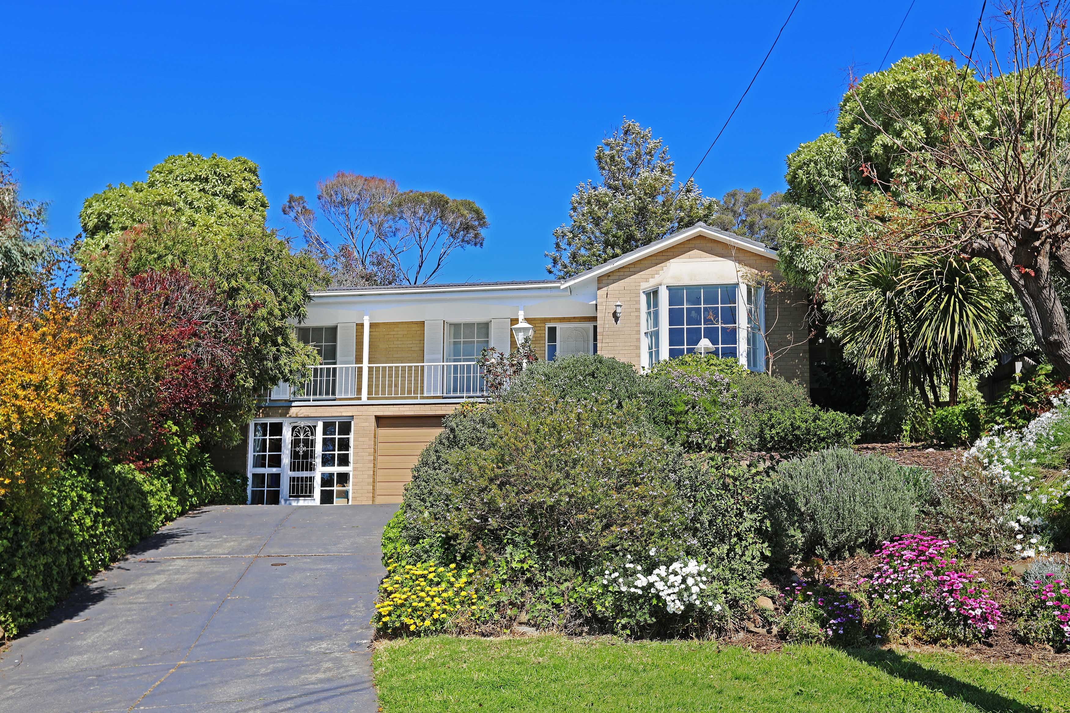 9 Riverglen Court, Belmont VIC 3216, Belmont - Thumbnail 2