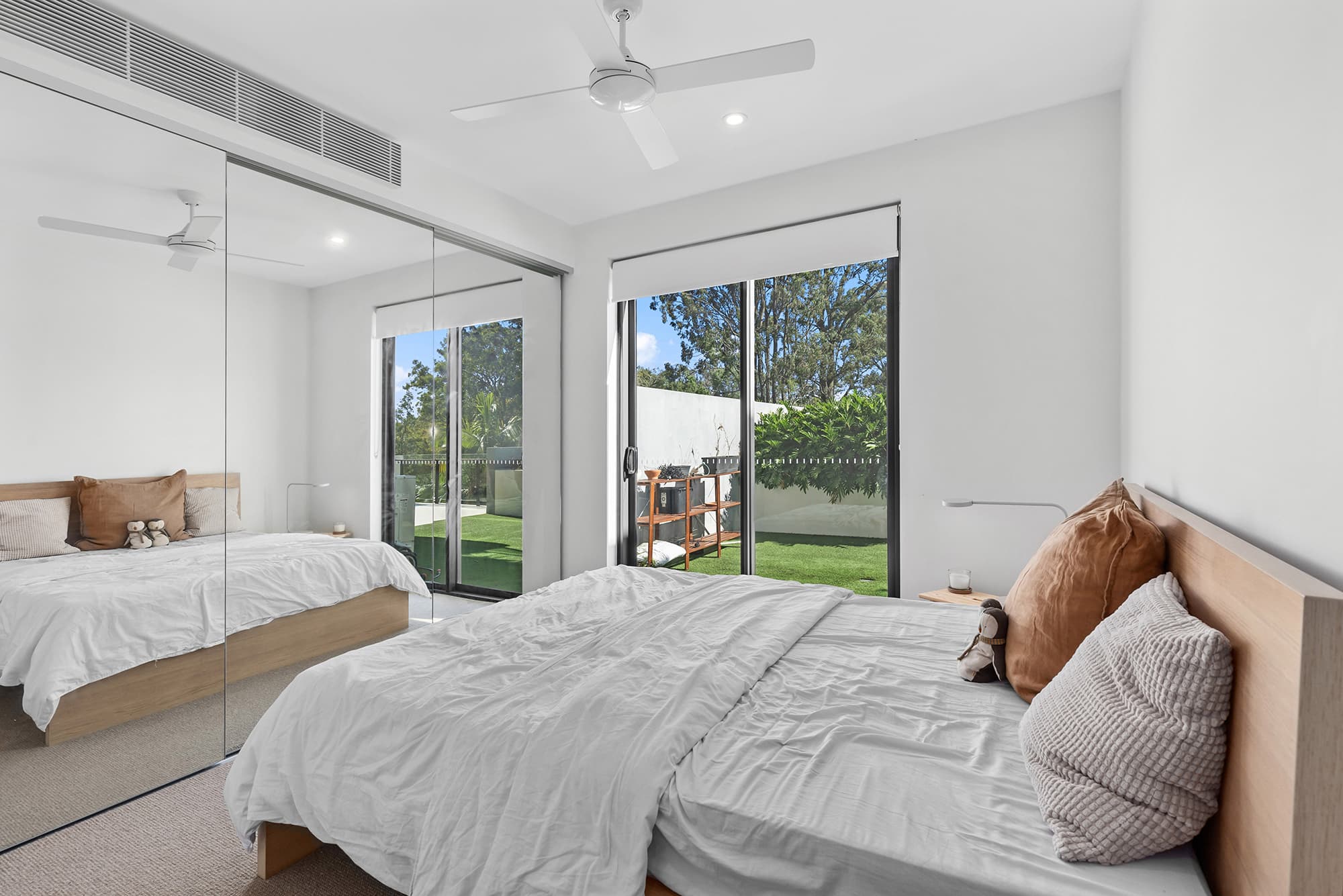 307/185-191 Clarence Rd, Indooroopilly - Image 1