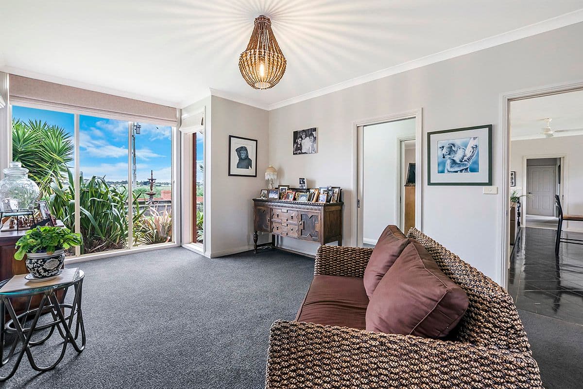 137 Anne Street, Koroit VIC 3282, Koroit - Thumbnail 2