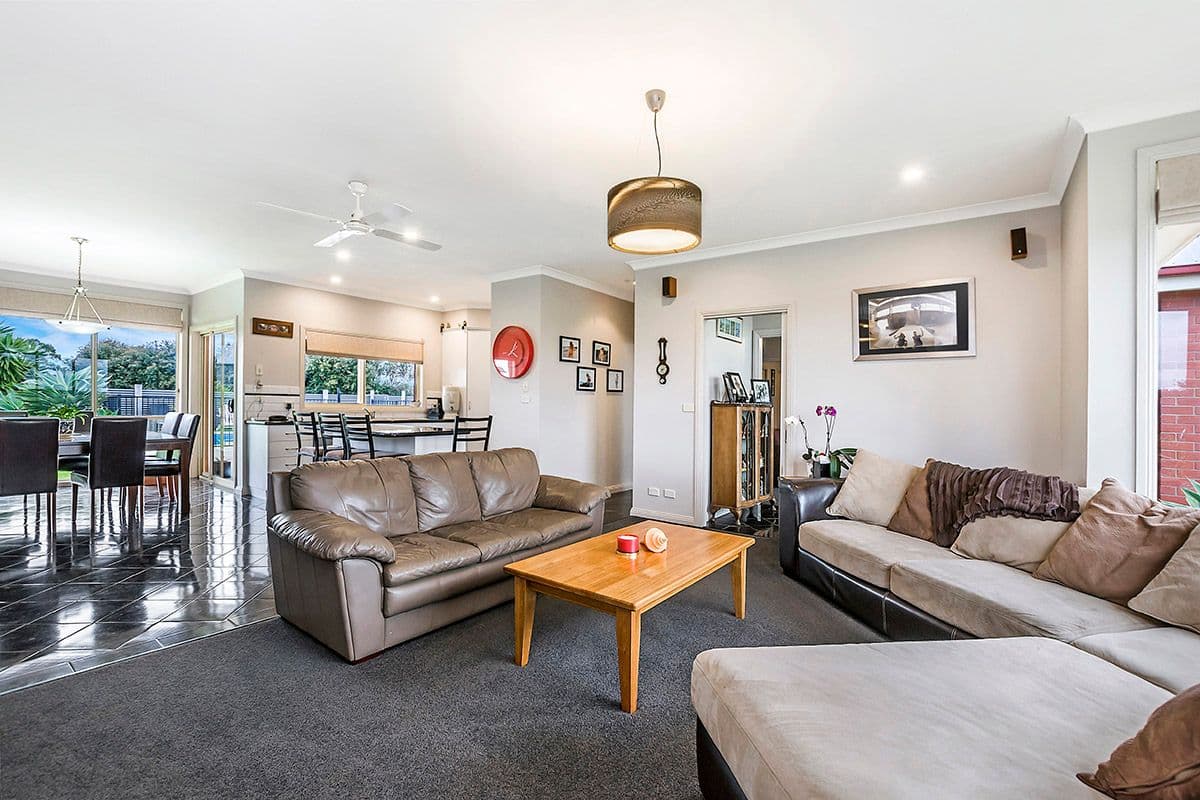 137 Anne Street, Koroit VIC 3282, Koroit - Thumbnail 3