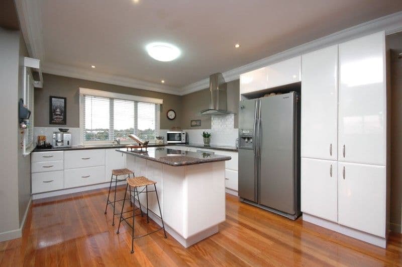 22 Barton Street, HOLLAND PARK WEST QLD 4121, Holland Park West - Thumbnail 2