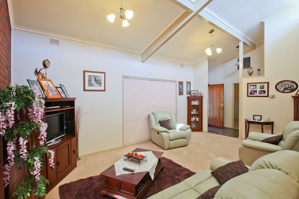2  Acacia Drive, MILDURA VIC 3500, Mildura - Thumbnail 2