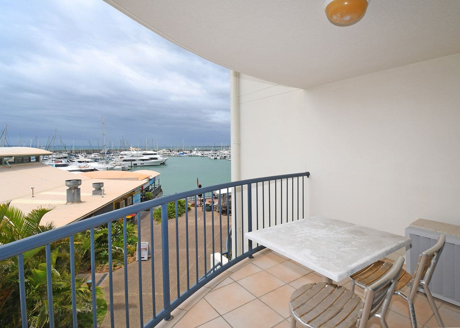 Unit 301 Mantra Resort, Buccaneer Drive, Urangan QLD 4655, Urangan - Thumbnail 2