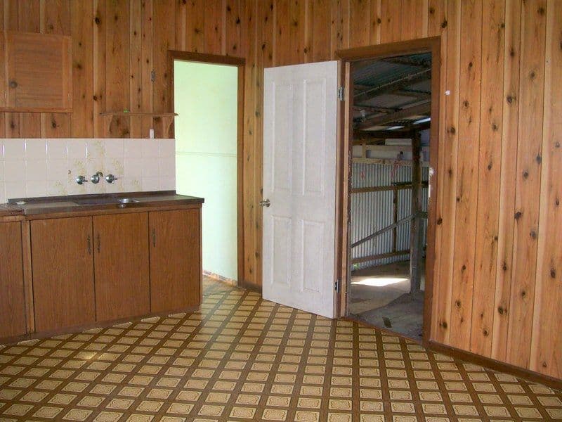 13 Ryan Street, INNISFAIL QLD 4860, East Innisfail - Thumbnail 7