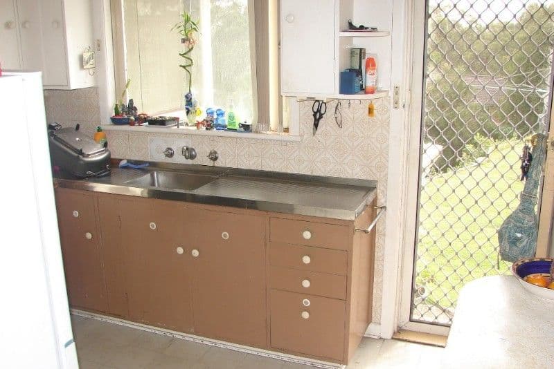 25 Molesworth Crescent, Donnybrook VIC, Donnybrook - Thumbnail 2